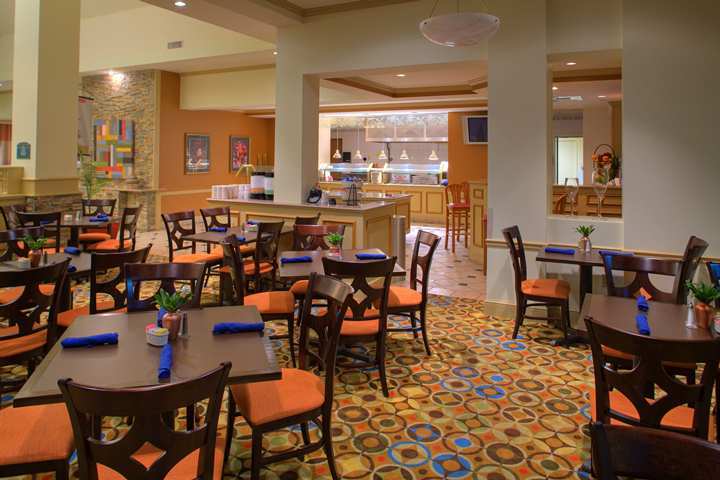 Hilton Garden Inn Tampa North Temple Terrace Exterior foto
